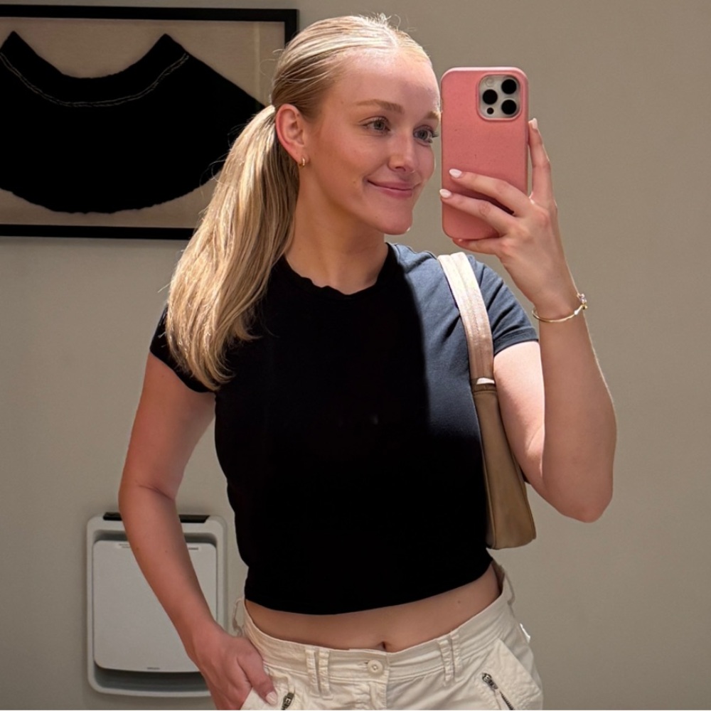 Abercrombie Soft AF Essential Black Tee